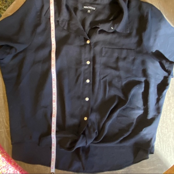 JCrew button down navy crop tie detail - Picture 4 of 6